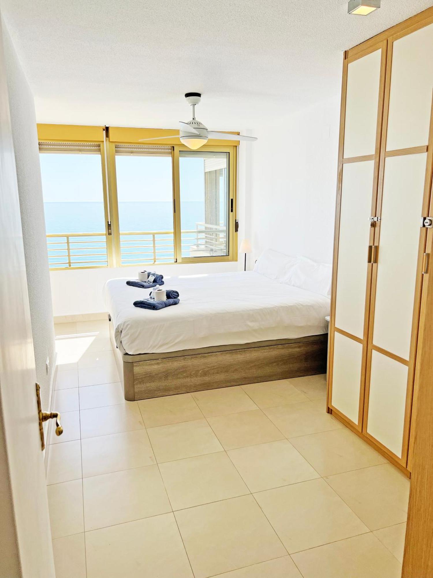 Apartament Oasis Frente Al Mar. Parking Gratis El Campello Zewnętrze zdjęcie