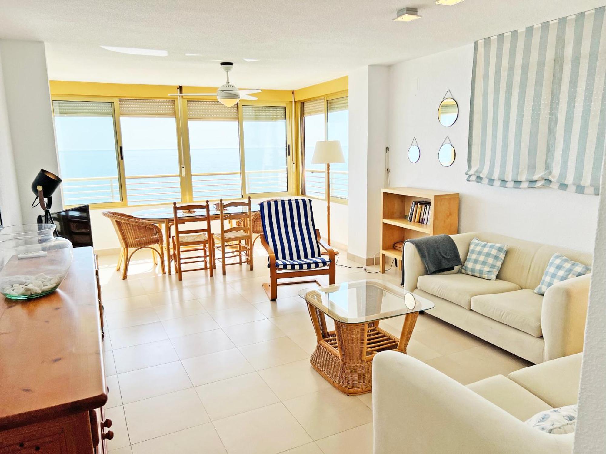 Apartament Oasis Frente Al Mar. Parking Gratis El Campello Zewnętrze zdjęcie