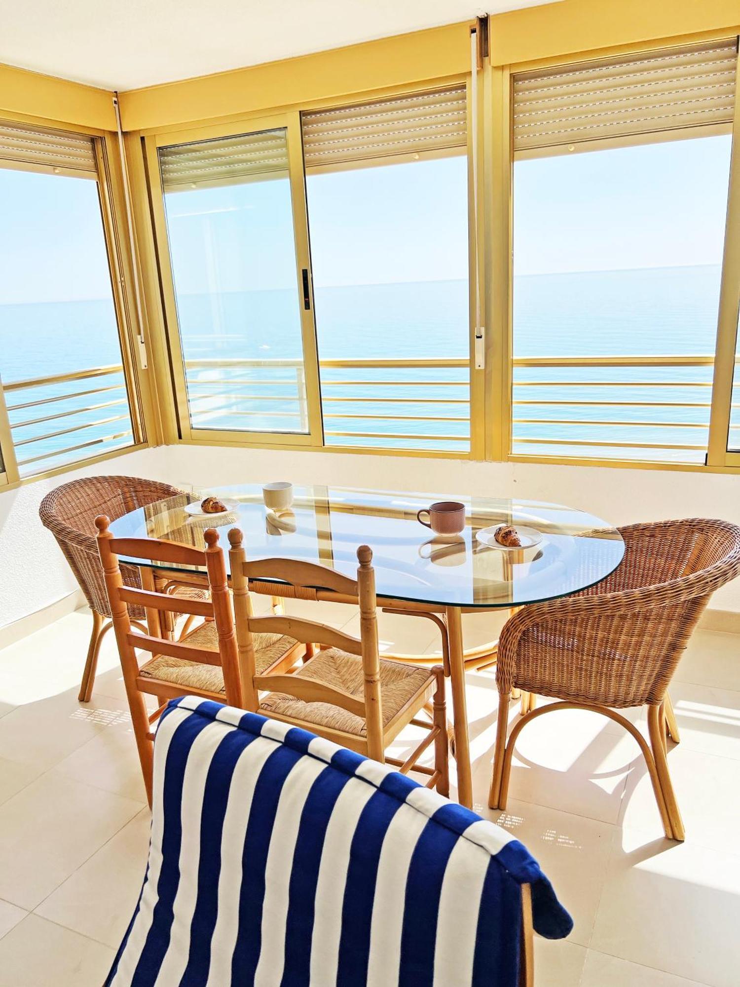 Apartament Oasis Frente Al Mar. Parking Gratis El Campello Zewnętrze zdjęcie